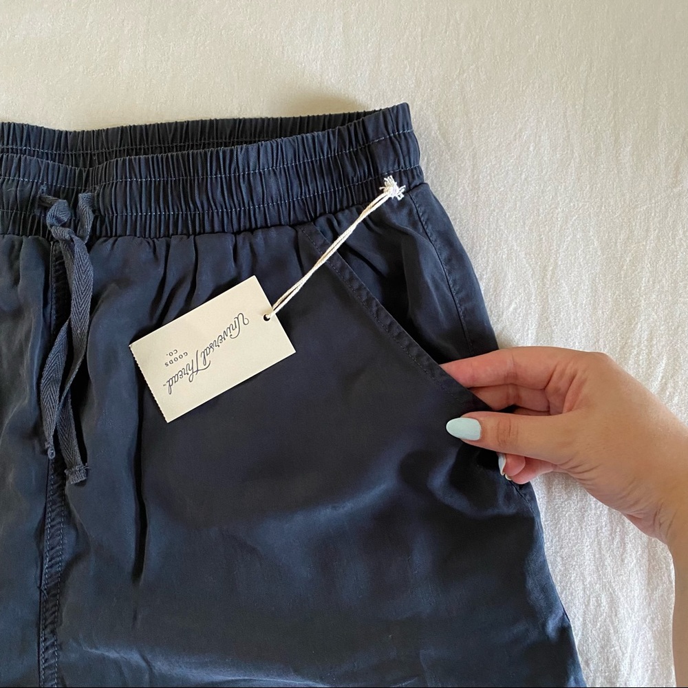 (NWT) Universal Thread Gray Shorts